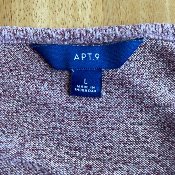 APT 9, size large. - Picture 3 of 6